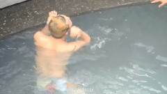 G-Dragon(BigBang) - Swimming Pool 1
