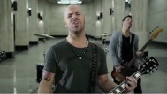 Daughtry - Crawling Back To You