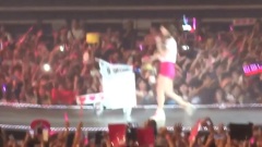 太妍回去顺手拉车子