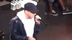 Eminem - At Red Bull EmSee Road To 8 Mile
