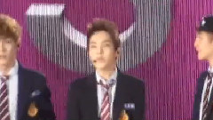 Xiumin打招呼合集