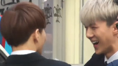 世勋俊绵争上车