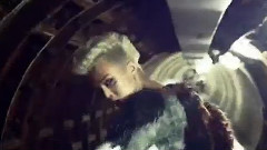 G-Dragon(BigBang) - SBS Morning Wide 美国MTV选定年度歌曲1位 Crooked