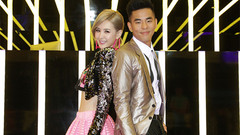 柯有伦,安心亚 - 解放浪漫