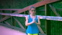 The Little Girl Go Against Mechanical Dance Performances