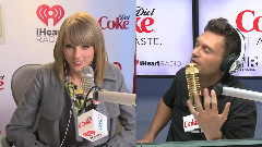 Taylor Swift - Taylor Swift Breaks Down