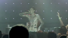 Machine Gun Kelly - Wild Boy