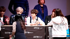 金浦机场签名会