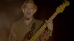 愛を信じている