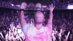 Showtek - LED's Finger Lickin