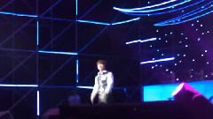 一个男人 & 今天比昨天更