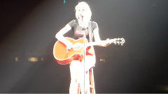 Taylor Swift - You Belong With Me