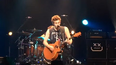 5 Seconds of Summer - Beside You