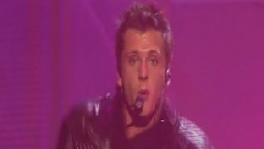 DON'T WANNA LET YOU GO