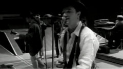 U2 - When Love Comes To Town