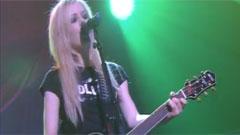 Avril Lavigne - Who Knows