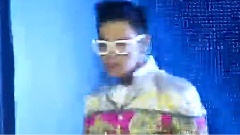 Top Dancing To Blue