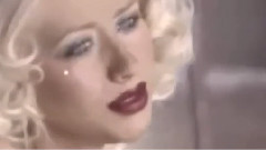 Christina Aguilera - Hurt
