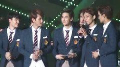 网络人气奖受赏