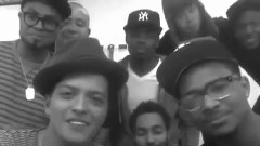 Bruno Mars - 4 Million Twitter Followers