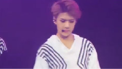 安可前TALK & TAO&灿烈看镜头嘟嘴巴