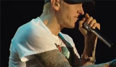 Eminem,Rihanna - Not Afraid & Love The Way You Lie