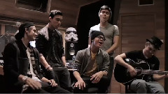 IM5 - Story Of My Life & Wake Me Up
