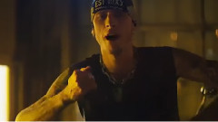 Machine Gun Kelly - Raise the Flag