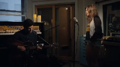 Jacquie Lee,Beyonce - Pretty Hurts