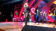 李宇春 - Dance To The Music