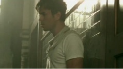 Enrique Iglesias - Lloro Por Ti