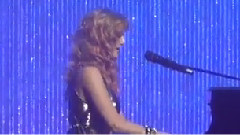 Delta Goodrem - Wonderwall