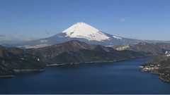 撩开面纱的富士山