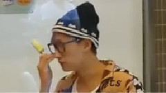 EUNHYUK TLJ面包店打工20