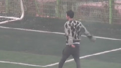 1st Photobook Strike A Pose Teaser