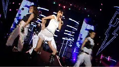 一个人&Let's Move It&爱无赦