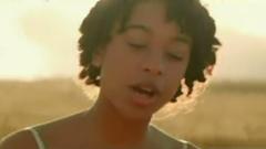 Corinne Bailey Rae - Put Your Records On