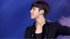 允浩出道10周年