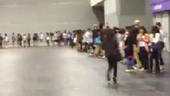 G-Dragon(BigBang) - 歌迷购买周边商品Cut