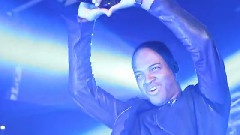 Showcase Prive De Taio Cruz Par Universal Mobile