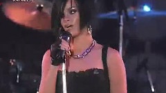 Rihanna - Earth Tokyo