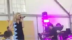 Pixie Lott - Best Day Of My Life (makethefuture)