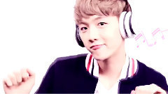 边吧饭制 草莓糯米滋冰淇淋YOOHOO