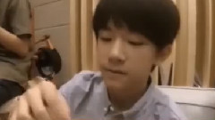 易烊千玺的小哈比特