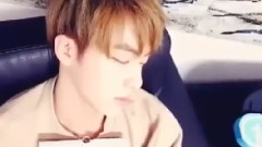 请对老大好一些第二弹 以自恋为主搞笑为辅的老大日常