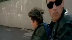 影视原声 - 电影<终结者2:审判日>片段之Bike Chase