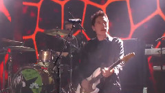 Avril Lavigne - Smile