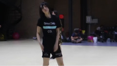 李斯丹妮 - 盖世英雄花絮之李斯丹妮脚脖子论证