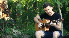 Hungary Wit Refers To Play The Guitar Sia Single Crown Being Thrills