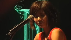 Robynn and Kendy - 翻墙